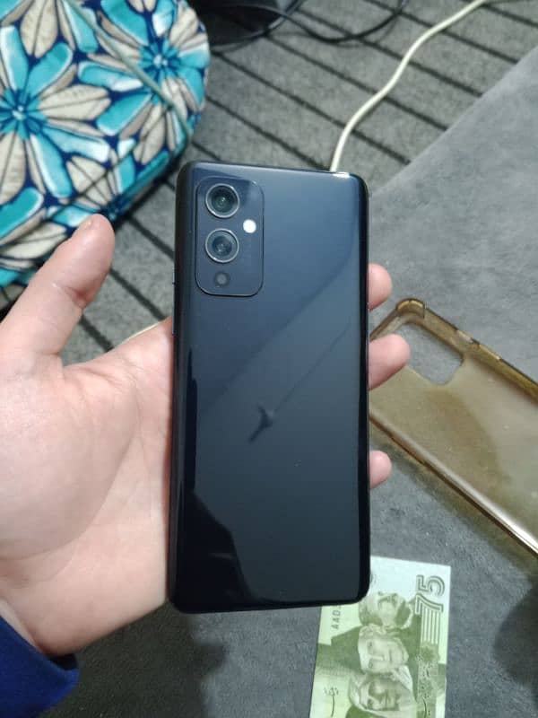 OnePlus 9 2