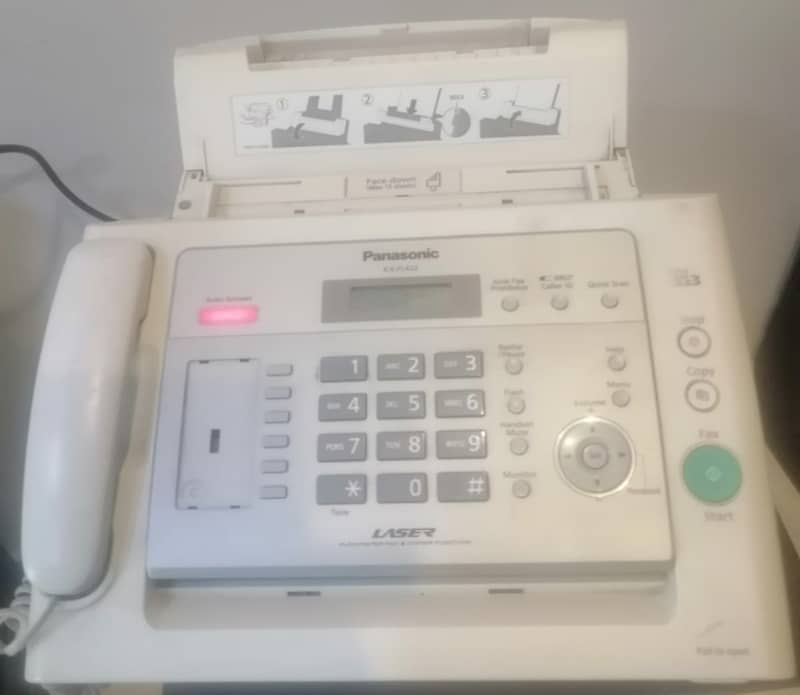 Panasonic -Telephone Fax Machine KX-FL422CX 0