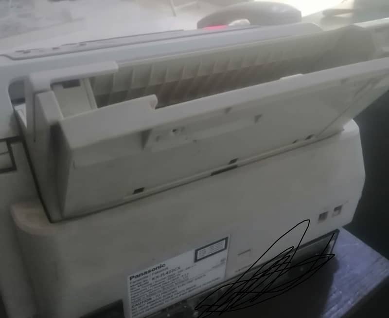 Panasonic -Telephone Fax Machine KX-FL422CX 1