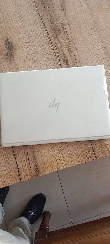 hp i5 7th generation touch LCD 2