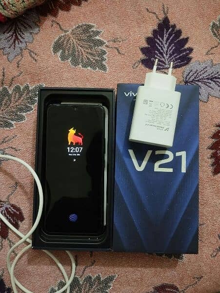 Vivo V21 Complete Box 3