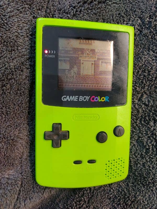 Nintendo game boy color made in Japan 5