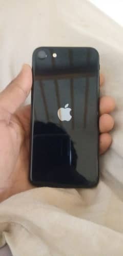 Iphone se 2022/3 Blackcolour factory unlock 4/64