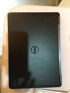 Dell latitude E7270 i5 6th genration 8GB ram