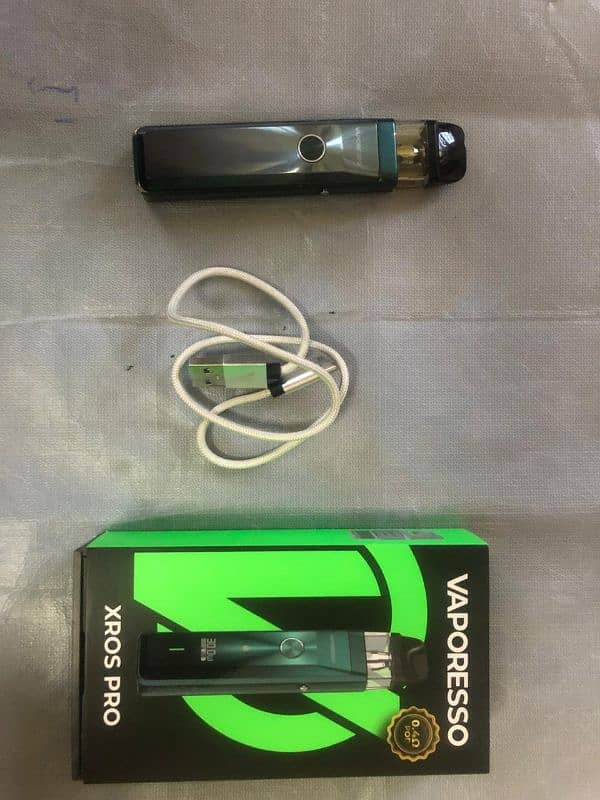 vaporesso xros pro in good condition 0