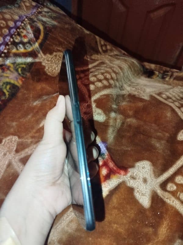 realme 9i for sell 3