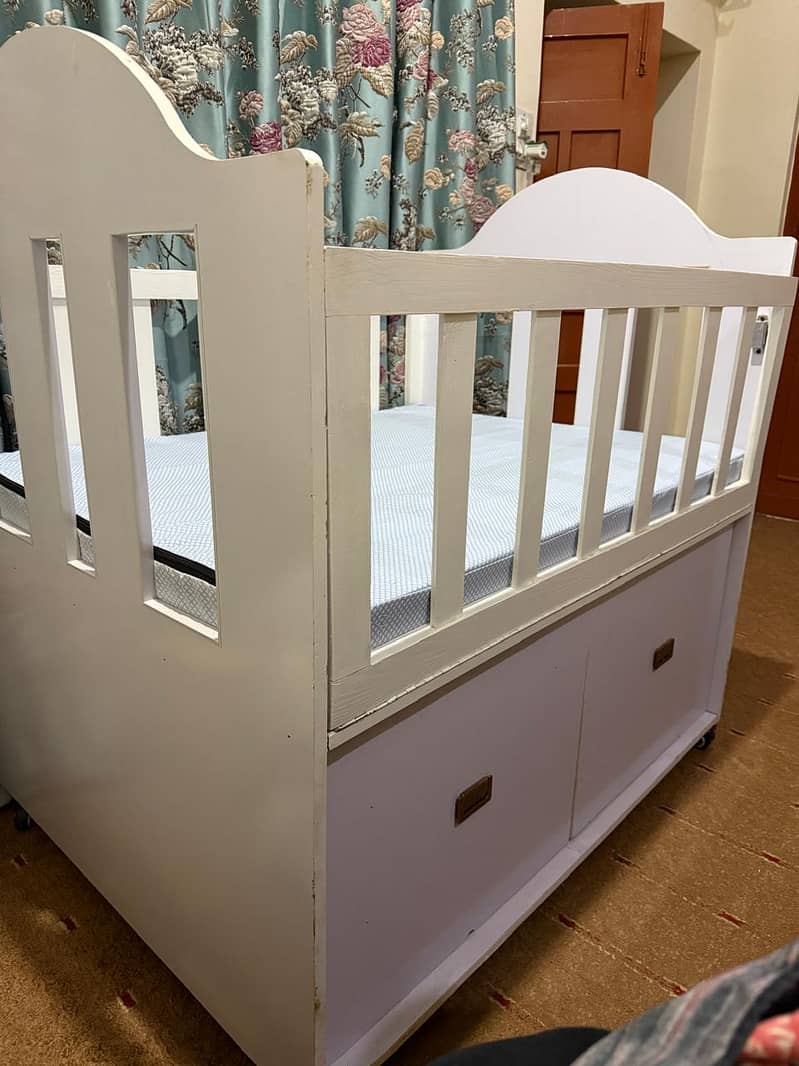 Baby cot | wooden cot | kids bed | crib | cart | swing | size 3 by 4 1