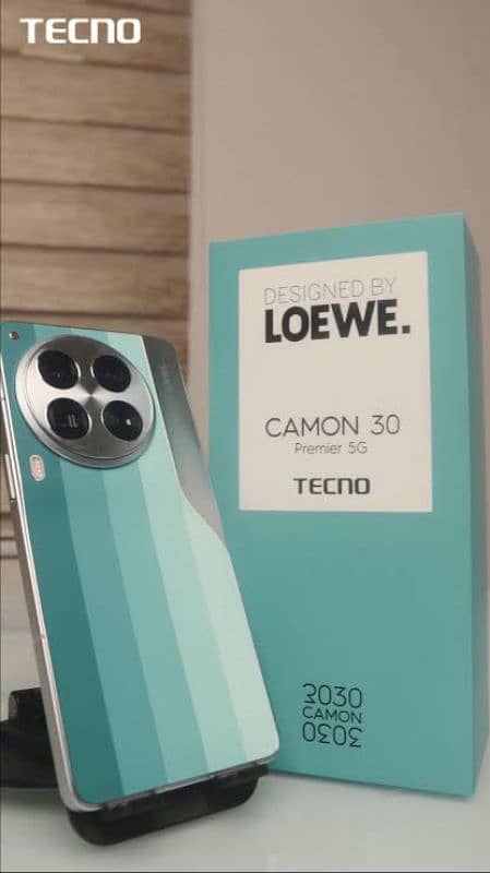 TECNO CAMON 30 LOEWN 4