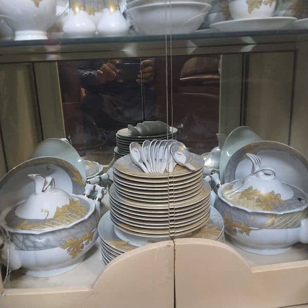 Dinner set 2