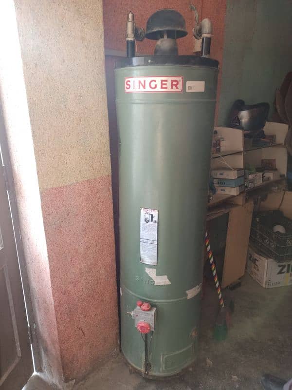 singer used geyser just like brand new 3