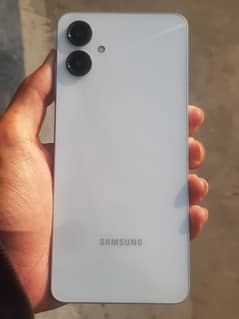 Samsung Galaxy A06 10/10 just box open