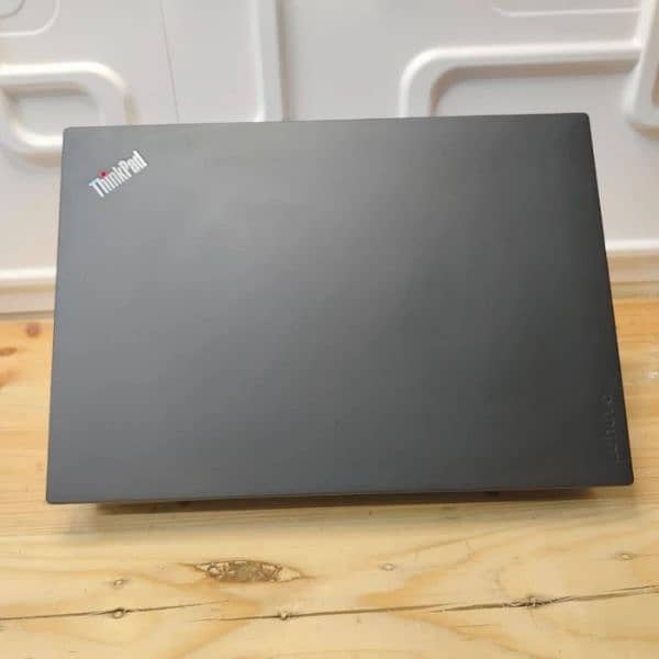 Lenovo ThinkPad T480s | i5 8th Gen Touch Screen 3