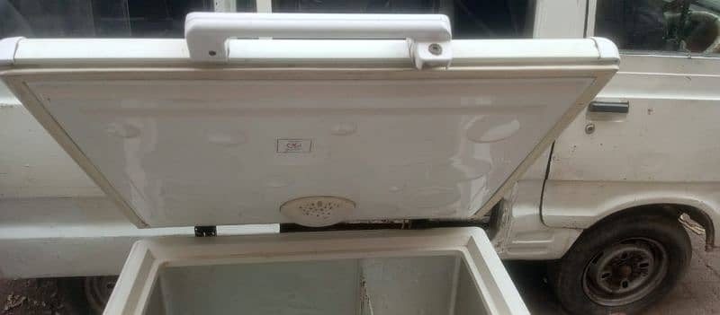 freezer good condition 1