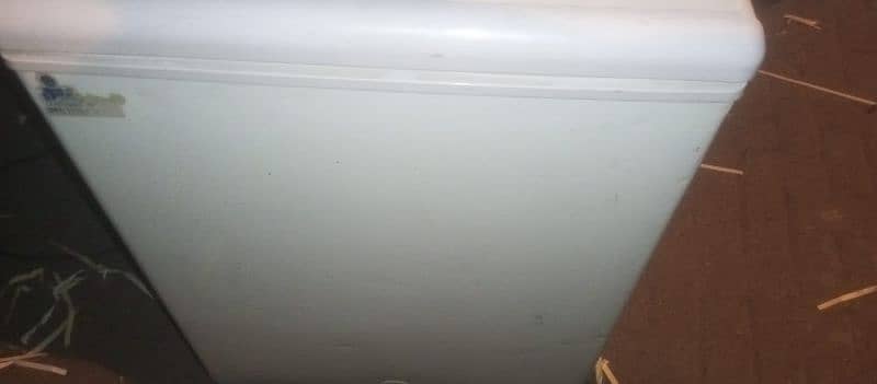 freezer good condition 12