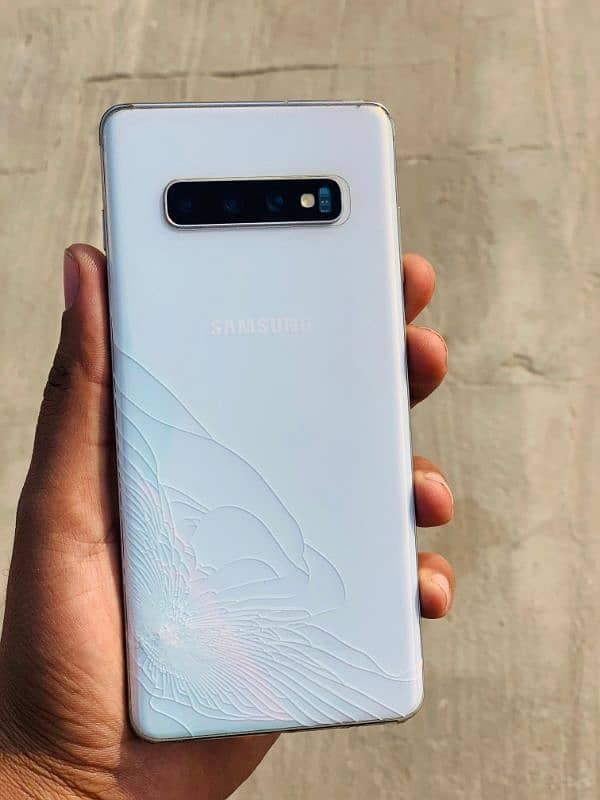 samsung galaxy S10 plus official Pta Approved with box and charger 7