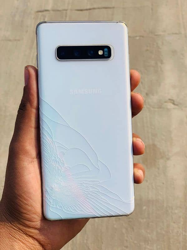 samsung galaxy S10 plus official Pta Approved with box and charger 8