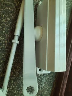 door closer