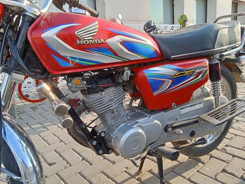 Honda 125 Islamabad register 2022 model smart card own name 13