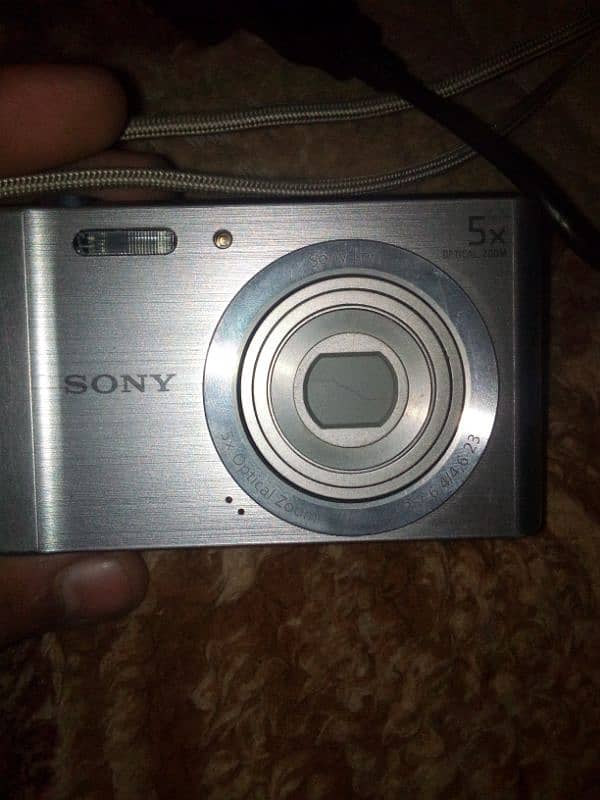 SONY STEADY-SHOT DSC800 STILL AND VIDEO CAMERA 0