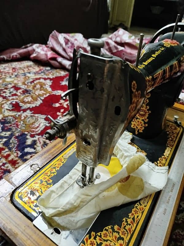 Salaie Machine with Motar 2