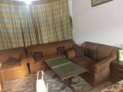 7 seater used sofa set in good condition