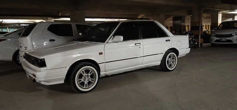 Nissan Sunny 1987 12