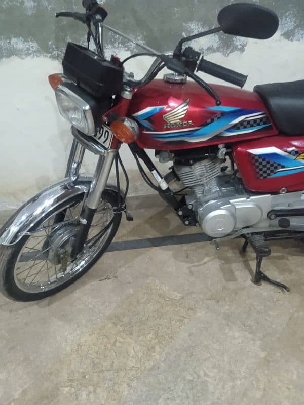 Honda 125 all ok jenion condition delar hzraat Sy mazrat 2