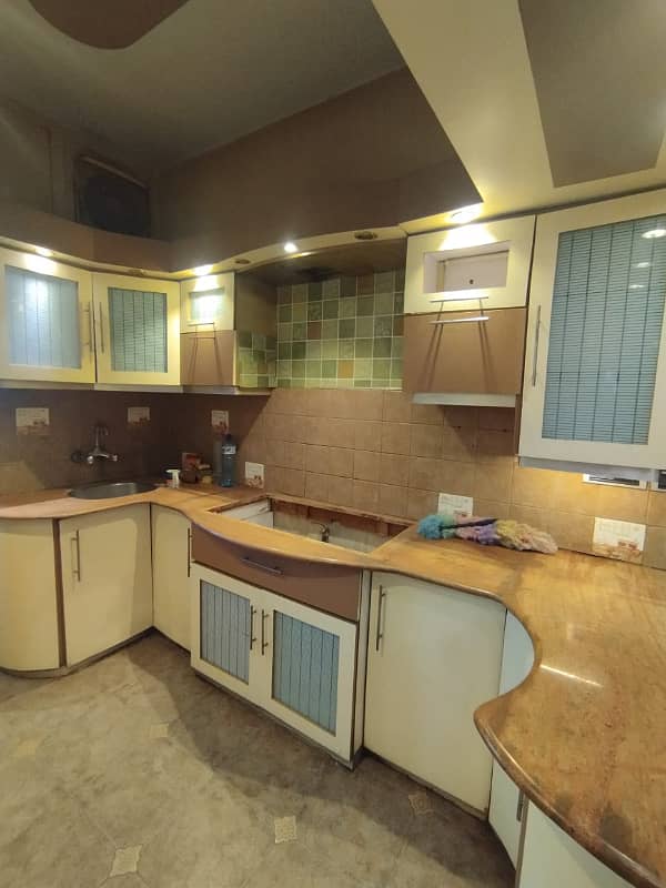 3 Bed DD Drawing Dining Lounge Gulshan E Iqbal Block 1,2,3,4,5,6,7,13D For Rent Near KFC Ambala Bakery Nipa hasan Square Dakha Sweets Moti MahalUrdu Science Abrar masjid 8