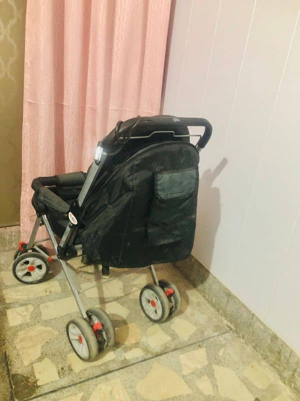 Foldable Pram / Stroller for baby 4