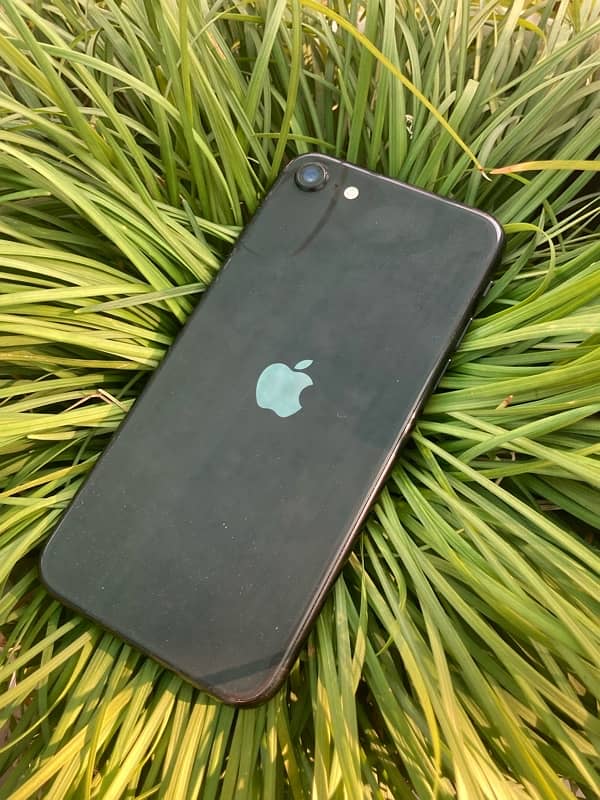 Iphone se 2 l0/10 jv waterpack 1