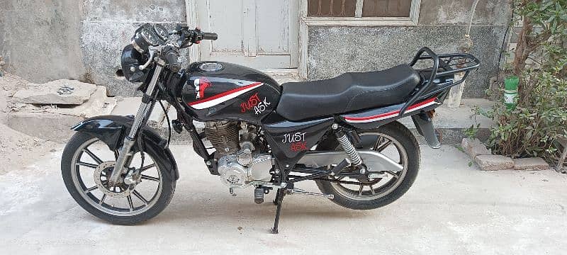 I want to sale my sports Master Bike 0