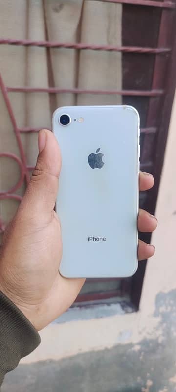 iphone8 10/10 64Gb non pTA 4