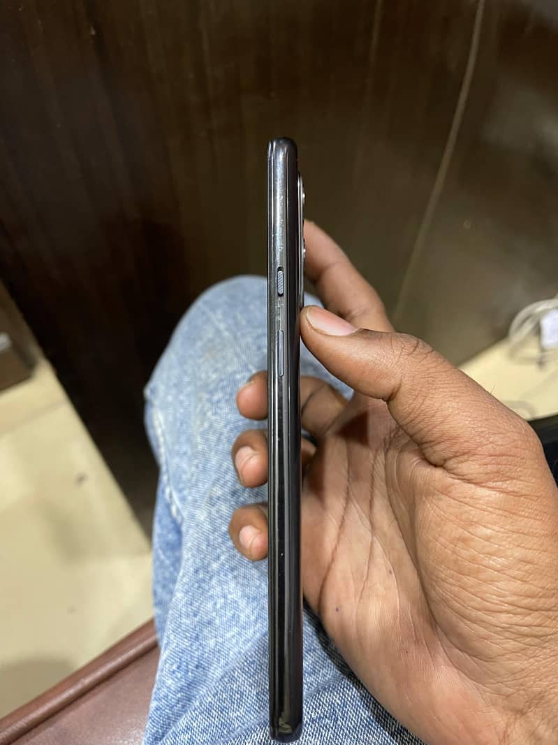 OnePlus 9 5g 6