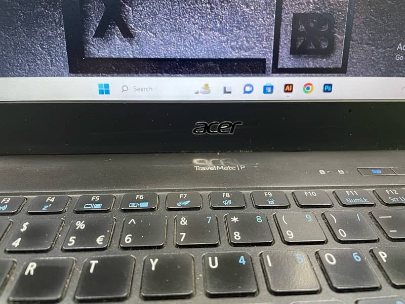 Acer Laptop 8/256 12