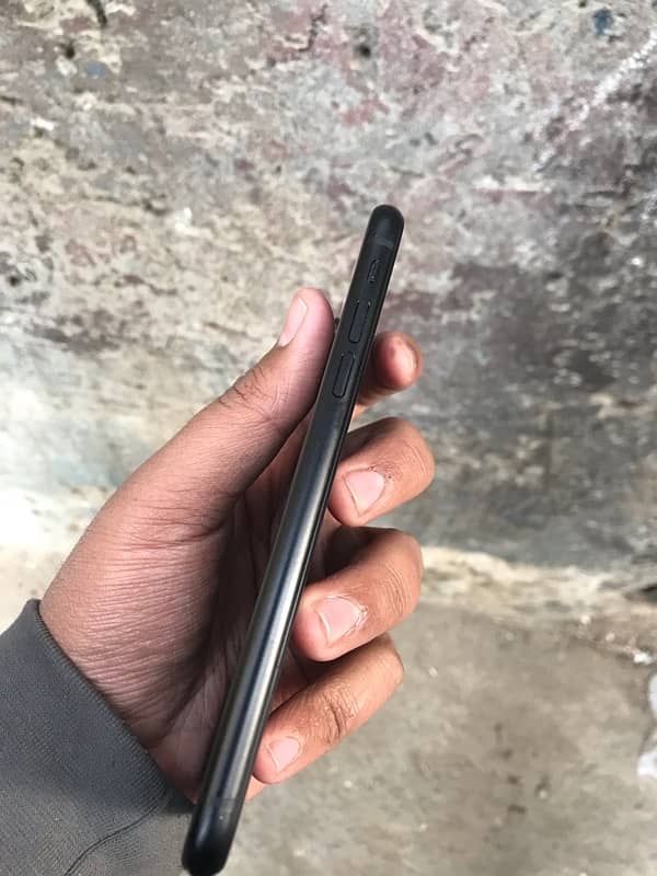 iPhone xr non pta 1