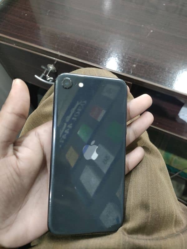 Iphone SE 2020 0