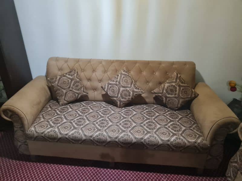 5 seater brand new sofa 2