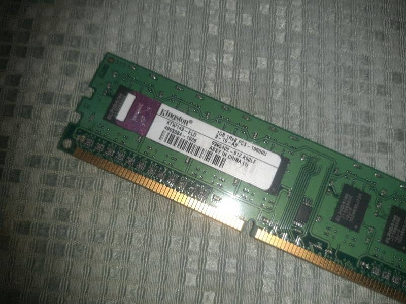 1gb ram 0