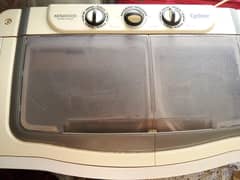 Washing machine /spinner / dryer / washing / urgent sale