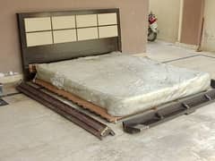 King Size Bed / With Spring Mattress / With Side Tables