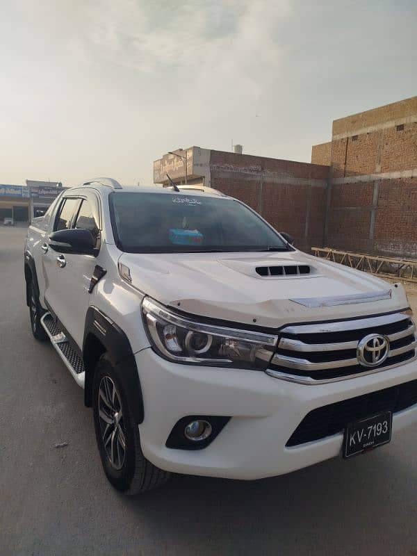 Toyota Hilux 2017 4