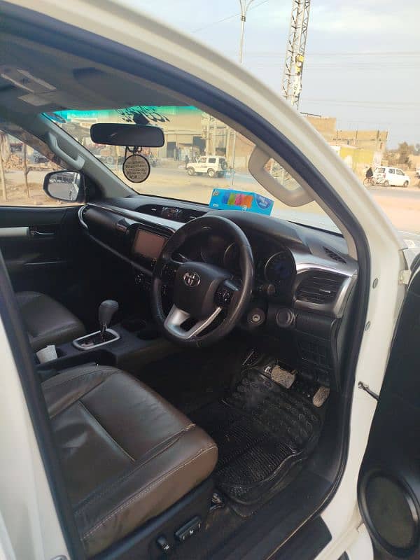 Toyota Hilux 2017 5