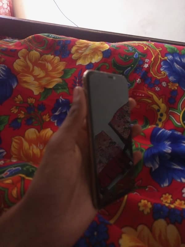 I phone xs 64 non pta exchange possibly 7