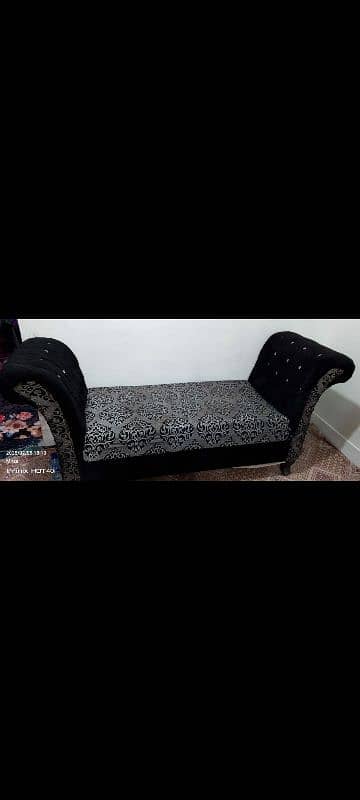 sofa set available in reasonable price for good condition 4