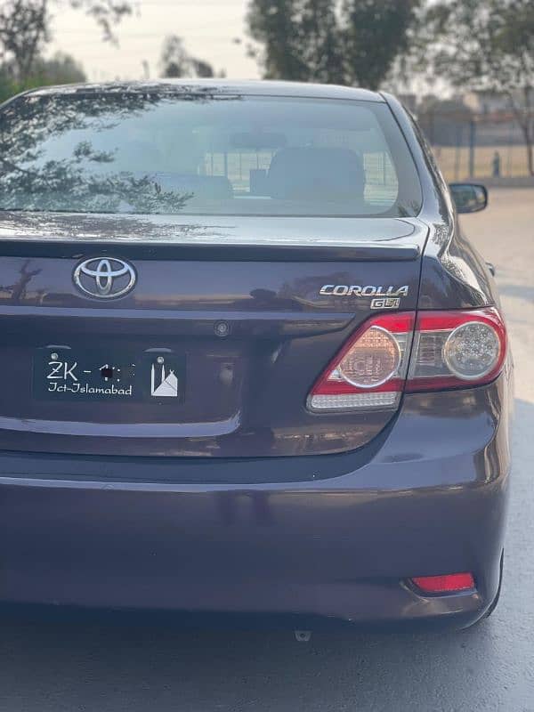 Toyota Corolla GLI 2013 3