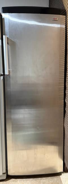 GNE Vertical Refrigerator | Single Door | Mint Condition | Fast Cooli