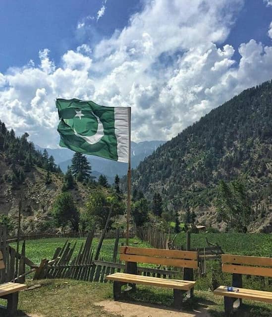 Balochistan flag + Office pole  | Pakistan table flag | Car Flag + ROD 10