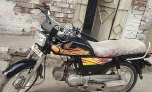 Honda 2020 10.8 condition hai jisko Lena hai rabta krey