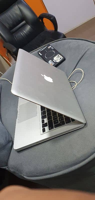 macbook pro 0