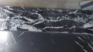 I'm selling my 2 marble black colouer